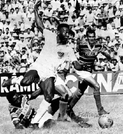 1965Pel jogando pelo Santos em 1965.