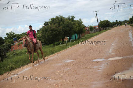 Povoado de Melancia; populao evita as ruas e o centro