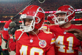 NFL: Los Angeles Chargers at Kansas City Chiefs