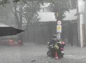 Chuva e alagamento no bairro dos Jardins, em So Paulo (SP)