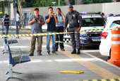 Terminal Pinheiros isolado devido bomba caseira