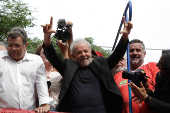 O ex-presidente Lula discursa em frente ao Sindicato dos Metalrgicos do ABC