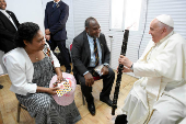 Pope Francis visits Papua New Guinea