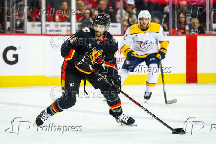 NHL: Nashville Predators at Calgary Flames