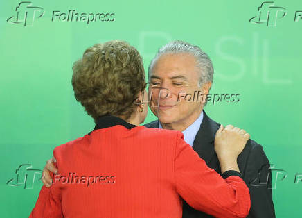 A ento presidente Dilma Rousseff e seu vice Michel Temer