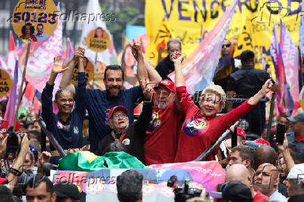 ltimo ato de campanha do candidato Guilherme Boulos (PSOL) na Avenida Paulista