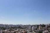 Sol forte na regio central de So Paulo