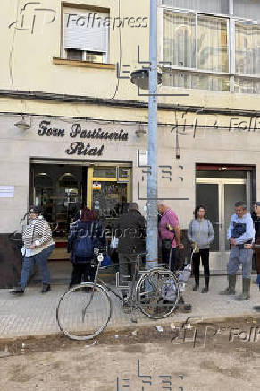 Reparto de ayuda en Paiporta