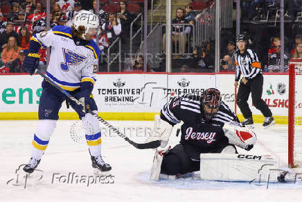 NHL: St. Louis Blues at New Jersey Devils