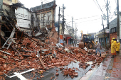 Casas desabam devido  chuva em Salvador