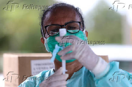 Vacina contra gripe  realizada no DF