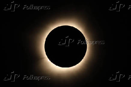 Eclipse total solar  visto na cidade de Jackman nos Estados Unidos