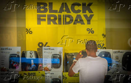 BLACK FRIDAY / ECONOMIA / CONSUMIDORES / VENDAS