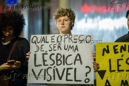 Ato pelo fim do lesbicdio, em frente ao MASP