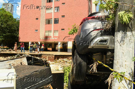 Rastro de destruio do temporal