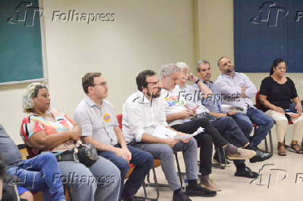 Guilherme Boulos participa de reunio com servidores do servio funerrio