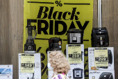 Lojistas preparam as ofertas para a Black Friday