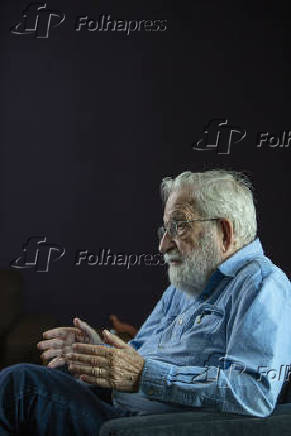 Entrevista com o linguista americano Noam Chomsky