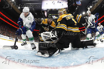 NHL: Vancouver Canucks at Boston Bruins