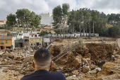 Veinticinco das despus de la dana que cambi sus vidas para siempre, los pueblos del sur de Valencia encaran otro fin de semana de trabajo a destajo