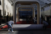 82nd Golden Globe Awards - Preparations