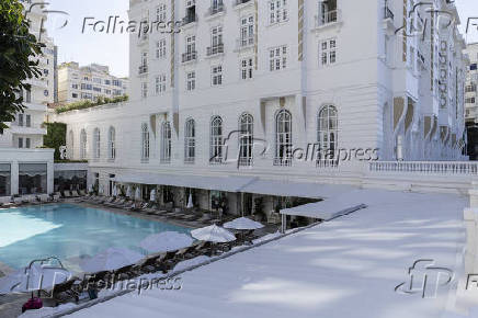 Piscina do hotel Copacabana Palace, na zona sul do RJ, que completa cem anos