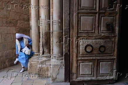 Maundy Thursday religious rituals at Jerusalem's Church of the Holy Sepulcher