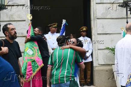 Velrio  de Rosa Magalhes no RJ