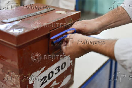 Presidential election run-off between centre-left candidate Orsi and ruling conservative coalition candidate Delgado, in Uruguay