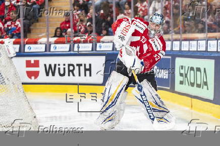 Spengler Cup 2024 - Team Canada vs Straubing Tigers