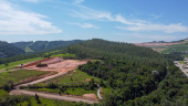 Aterro de tratamento de resduos na regio leste de SP