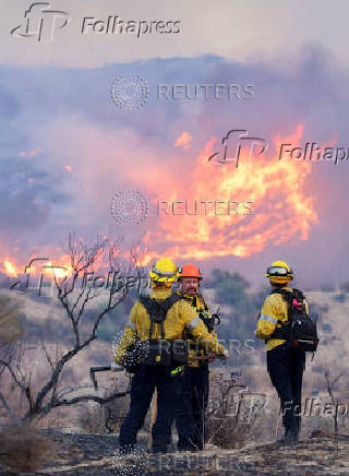 Hughes Fire, at Castaic Lake