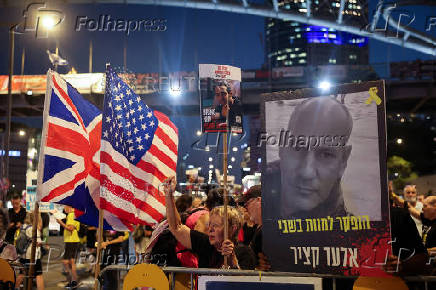 Protest against the government and to show support for the hostages who were kidnapped during the deadly October 7 attack, in Tel Aviv