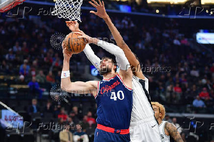 NBA: San Antonio Spurs at Los Angeles Clippers