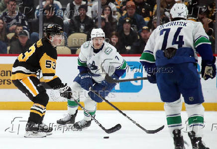 NHL: Vancouver Canucks at Pittsburgh Penguins