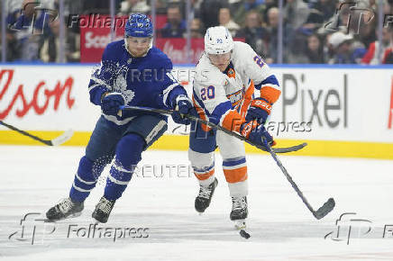 NHL: New York Islanders at Toronto Maple Leafs