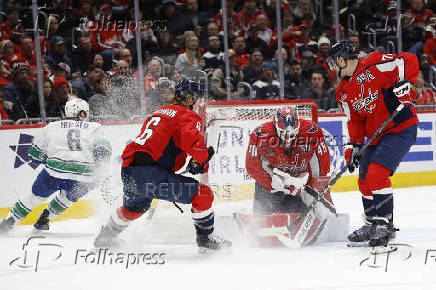 NHL: Vancouver Canucks at Washington Capitals