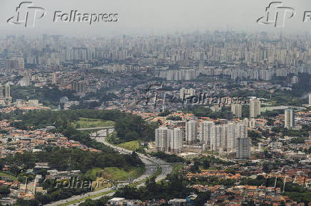 A cidade de So Paulo vista do pico do Jaragu