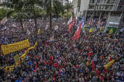 Folhapress Fotos P Blico Acompanha Leitura Dos Manifestos Pela