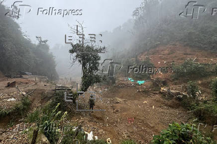 Las autoridades colombianas recuperan una cordillera devastada por la fiebre del oro