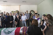 Enterro do jornalista Clvis Rossi em So Paulo