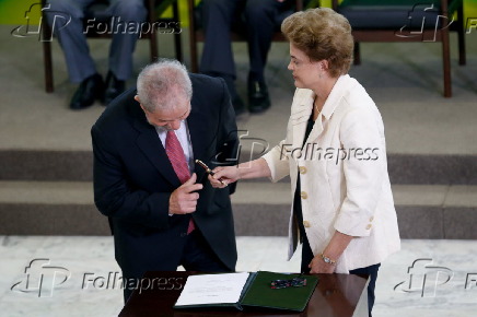 Lula toma posse na Casa Civil, com Dilma Roussef