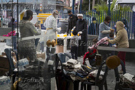 Religiosos unem esforos para ajudar populao de rua diante da Covid