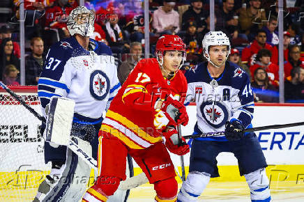 NHL: Preseason-Winnipeg Jets at Calgary Flames