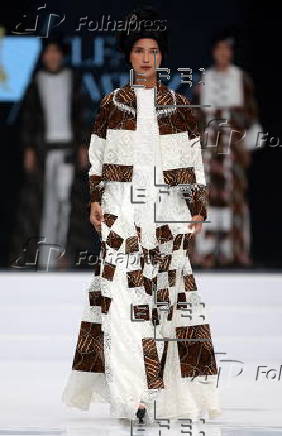 Ulfa Mumtaza - Runway - Indonesia Fashion Week 2024