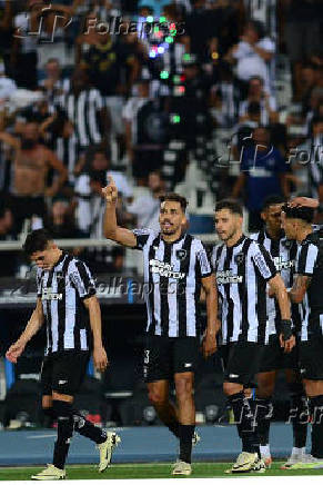 Botafogo x Universitario (PER)