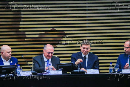 Presidente em exerccio Geraldo Alckmin participa do lanamento da terceira fase do Brasil mais Produtivo na FIESP