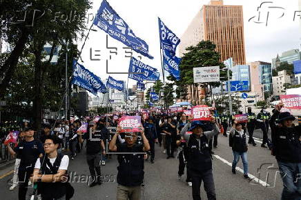 Rally calling for South Korean president's resignation in Seoul