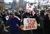 Supporters of impeached President Yoon protest against his arrest