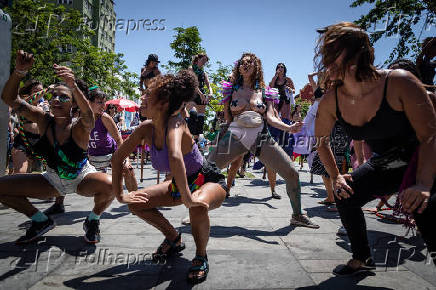 Folhapress Fotos Mulheres Fazem Ato Contra Bolsonaro E A Cultura Do